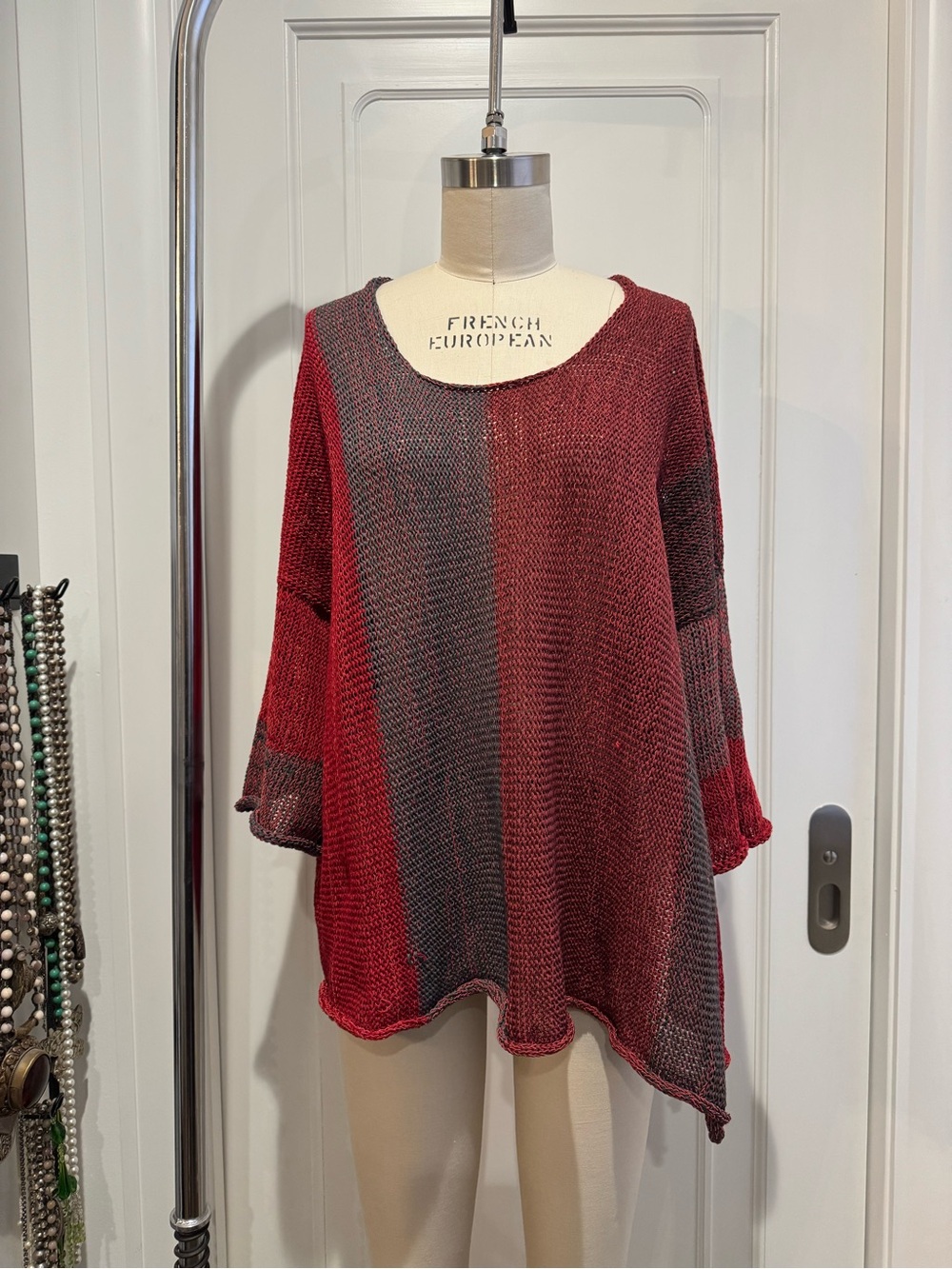 Women’s Red Colorblock Open-Front Knit Sweater